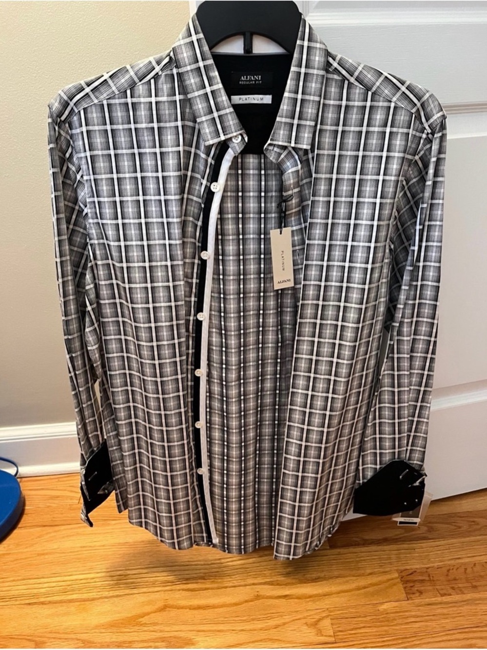 Men’s Alfani Platinum Dress Shirt Size Medium New With Tags